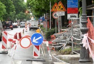 Zagreb: Dan nakon urušavanja u Klaićevoj je zatvoren jedan prometni trak