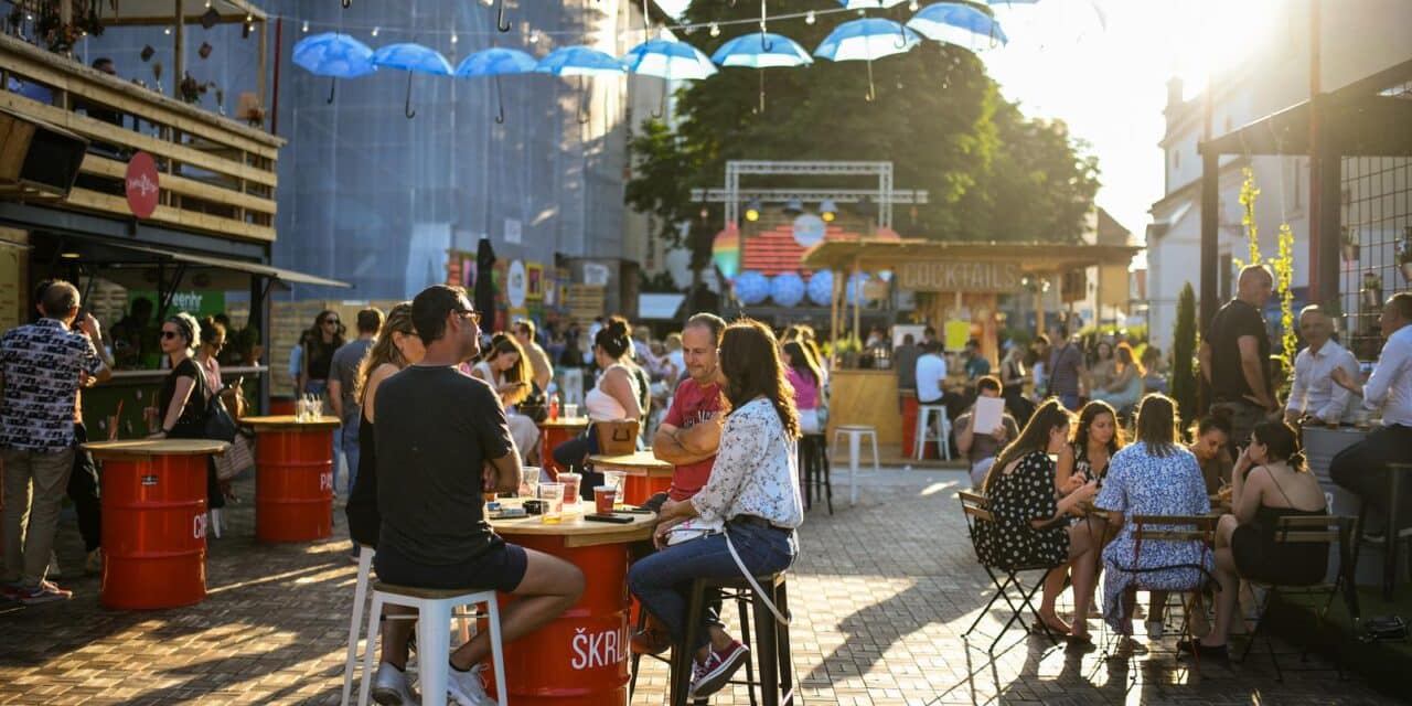 U Zagrebu je počeo Baš Naš festival, na otvorenje stigli mnogi poznati i gradonačelnik Tomašević