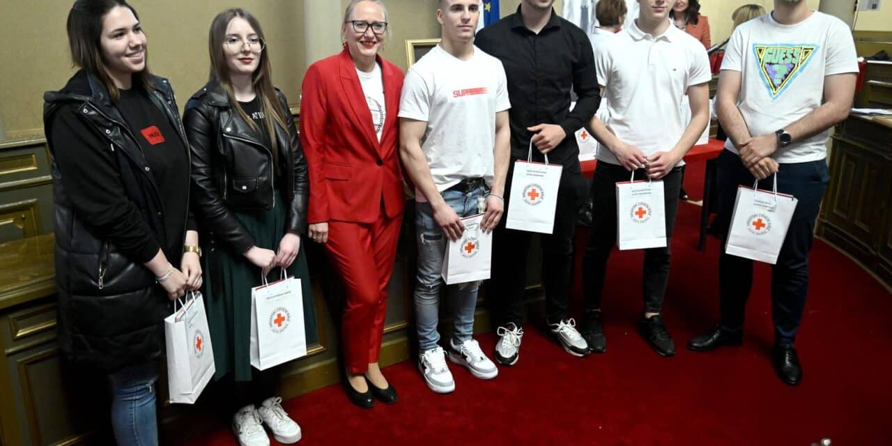 Zagreb: Obilježavanje 70 godina organiziranja i provođenja akcija dobrovoljnog darivanja krvi