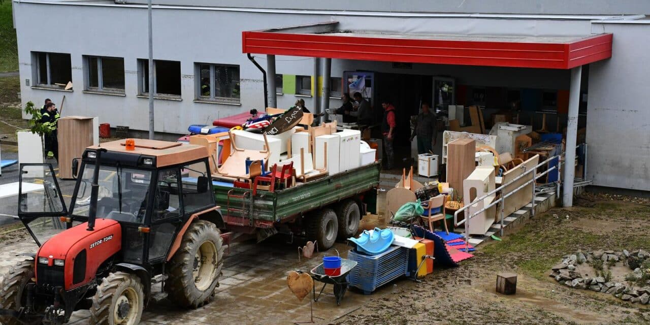 Čačinci: Poplavljen novi vrtić i objekti sportskog centra, gotovo sve stvari uništene