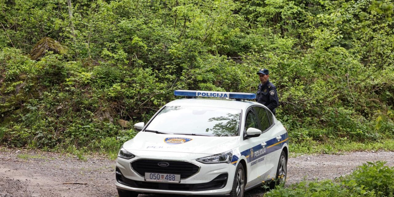 Modruš: Cesta prema Maloj Kapeli gdje je pao sportski avion