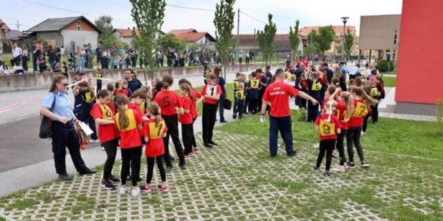 vatrogasci_270523_autor_fotografije_drazen_kopac_11.jpg__648x432_q85_subsampling-2