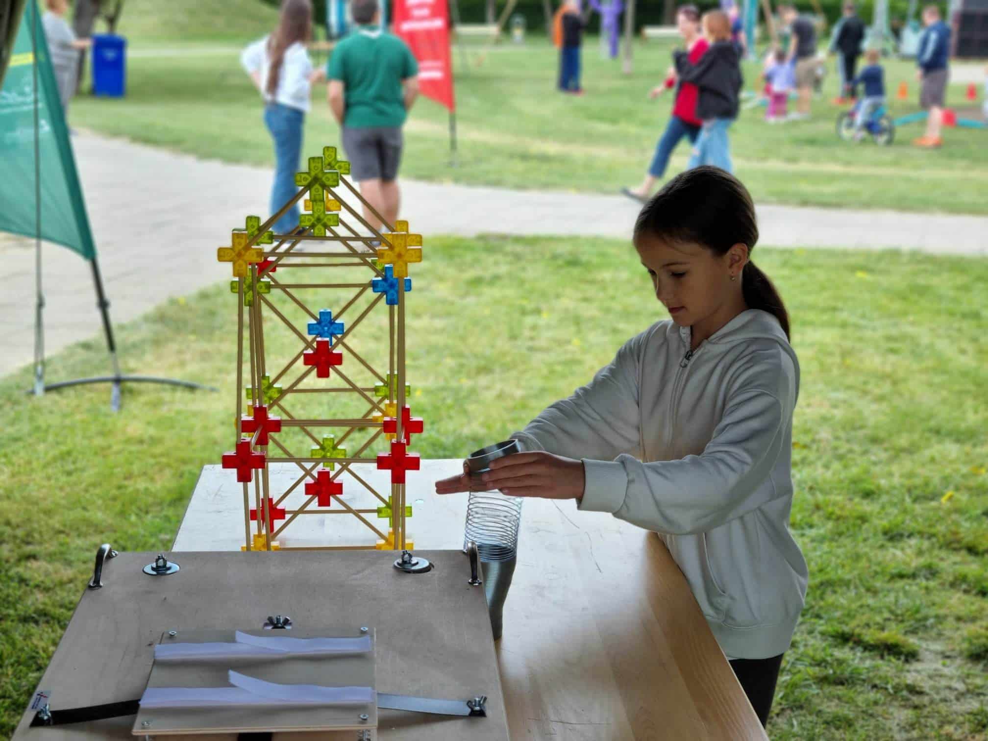 348360248_1137103441025292_158888066418891911_n