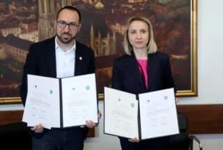 Zagreb: Tomislav Tomašević i Teresa Czerwinska potpisali ugovor za financiranje projekta ZA-GREEN