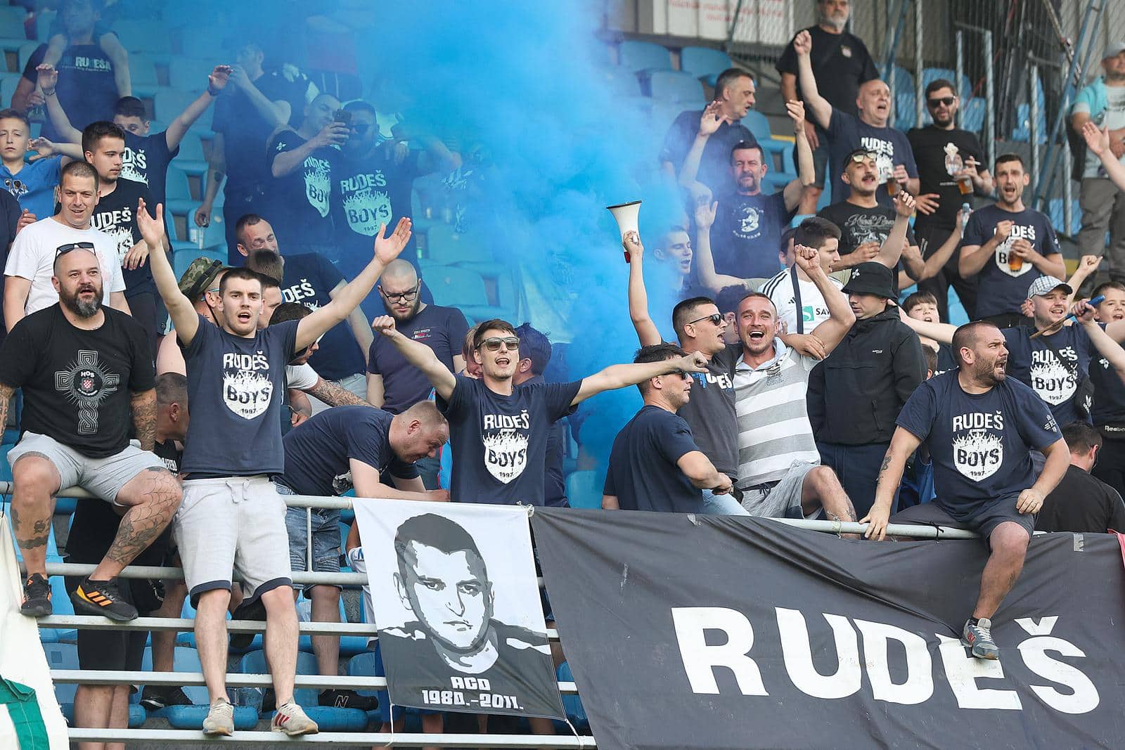 Zagreb: Rudeš uz odličnu atmosferu svojih navijača proslavio naslov prvaka i ulazak u prvu HNL