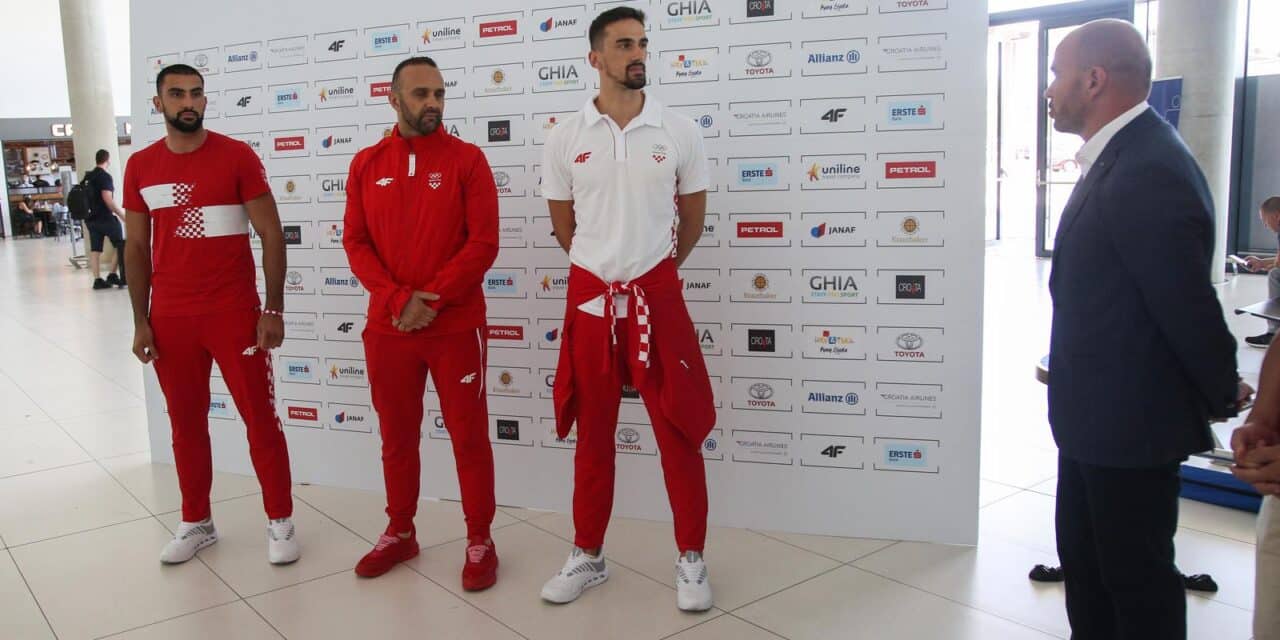 Zagreb: Karatisti Ivan i Anđelo Kvesić vratili se iz Tokija