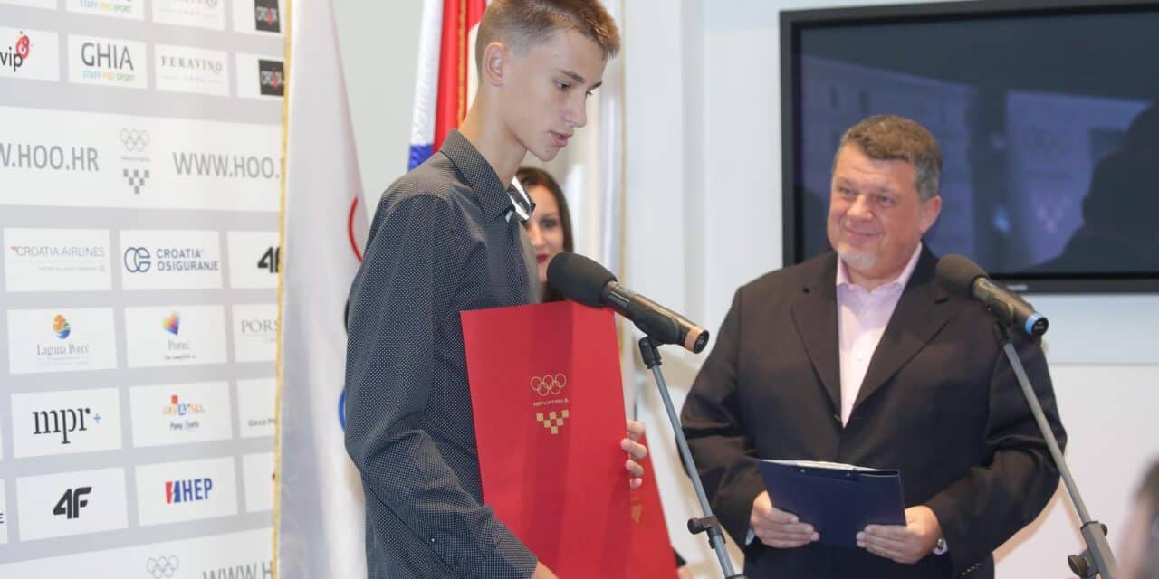Zagreb: Dodijeljene Nagrade Dra�en Petrovi? 2017. mladim i darovitim sporta�ima