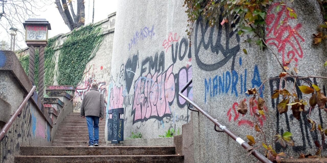 Zagreb: Zakmardijeve stube opet su neodržavane i pune novijih grafita