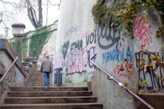 Zagreb: Zakmardijeve stube opet su neodržavane i pune novijih grafita