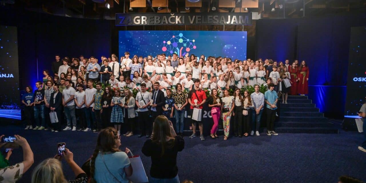 Zagreb: Dodjela nagrade “Oskar znanja” Agencije za odgoj i obrazovanje najboljim hrvatskim učenicima