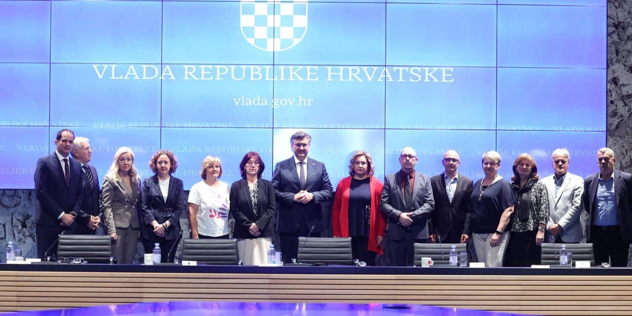 Zagreb: Svečano potpisan Memorandum o razumijevanju između Vlade RH i sindikata javnih i državnih službi