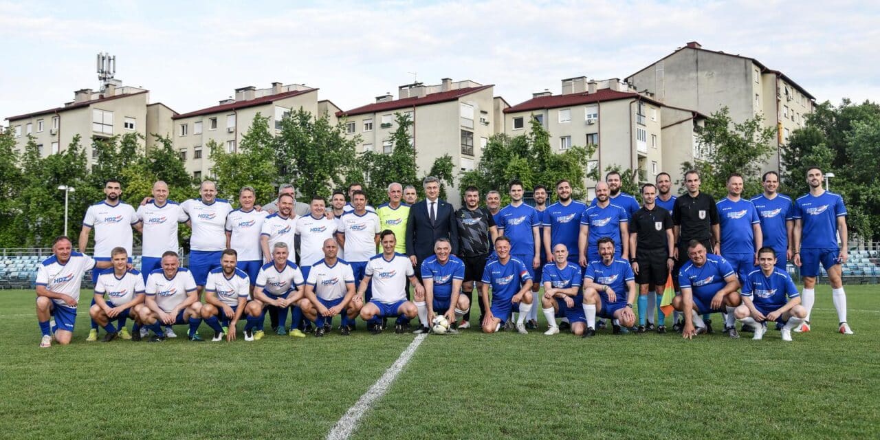 Zagreb: Tradicionalna nogometna utakmica povodom obilježavanja obljetnice HDZ-a