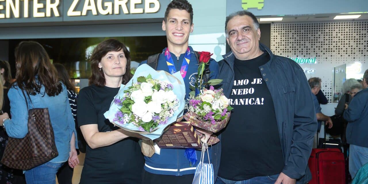 Osvajači medalja na Svjetskom prvenstvu u  taekwondo vratili se u Zagreb