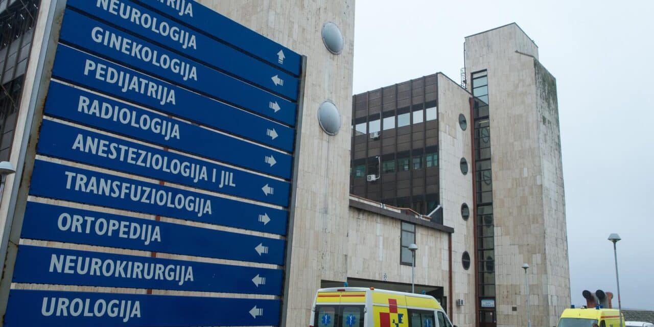 Osijek: Gradonačelnik Vrkić obišao obnovljene prostorije Klinike za ginekologiju i opstetriciju