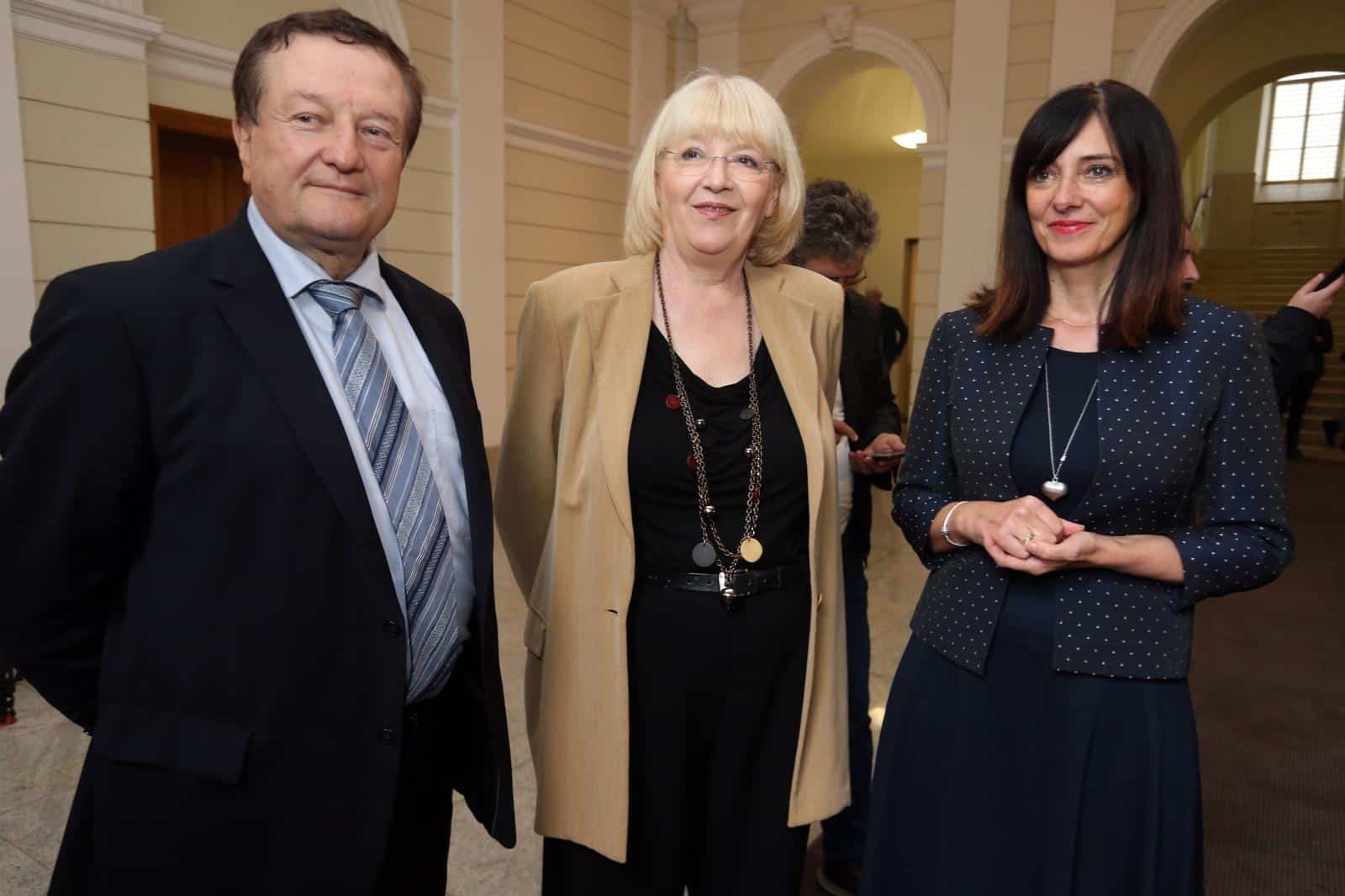 Zagreb: Plenković i Divjak nazočili prvoj sjednici Rektorskog zbora u akademskoj 2018./2019.