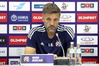 Trener Dinama Igor Bišćan održao konferenciju za medije uoči uzvratne utakmice protiv Astane