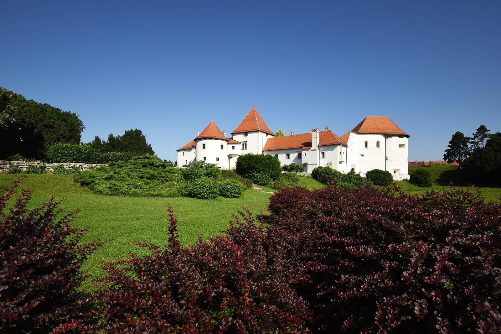 Stari grad Vara�din