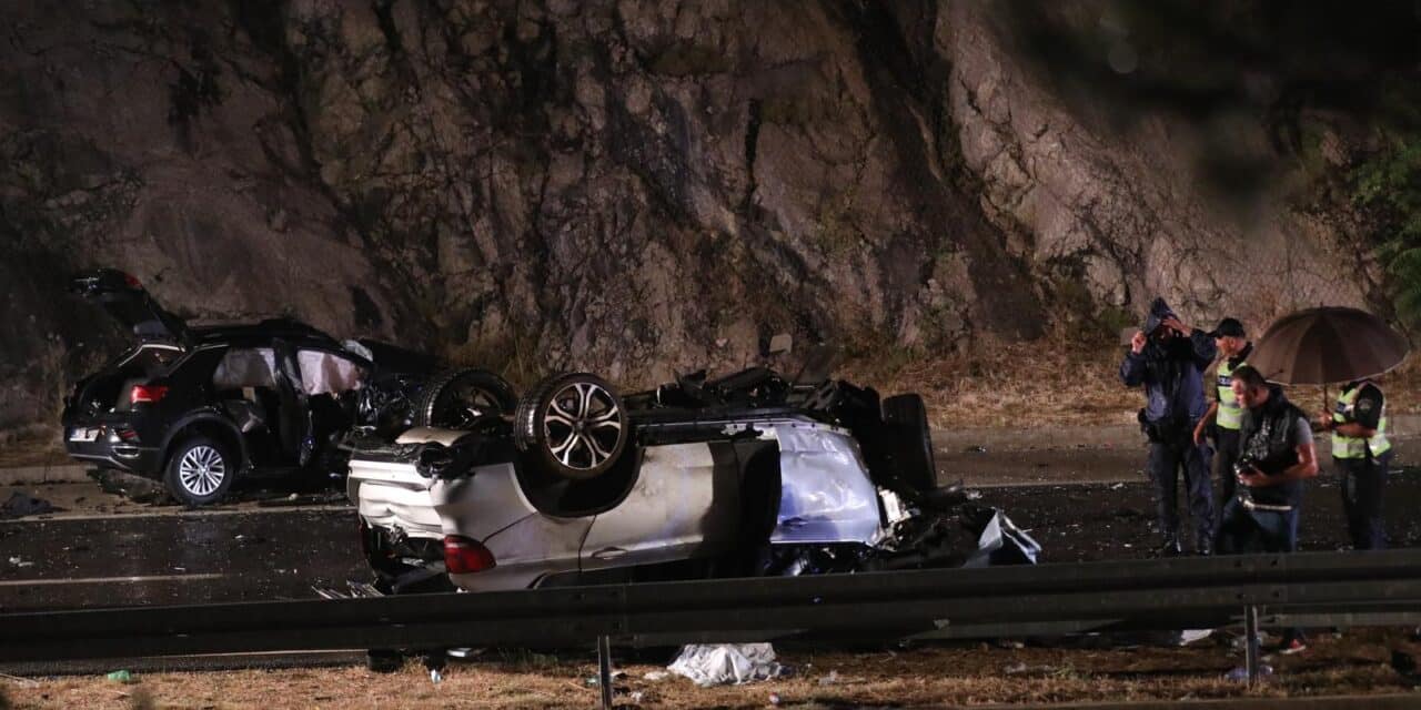 Vrgorac: Tri osobe smrtno stradale u teškoj prometnoj nesreći na A1