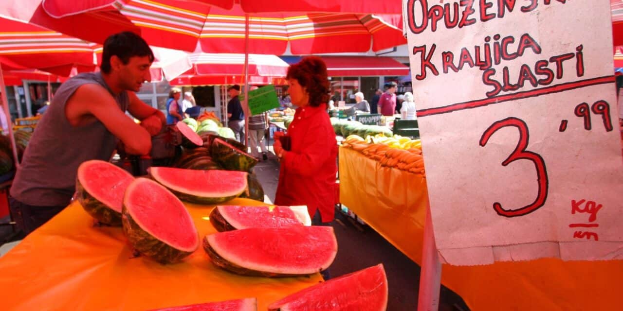 ARHIVA – Zagreb: Cijene voća i povrća na tržnicama Dolac, Trešnjevka i Kvatrić, 2005.