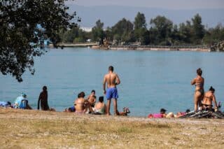 Velika Gorica: Brojni građani osvježenje pronašli na jezeru Čiče
