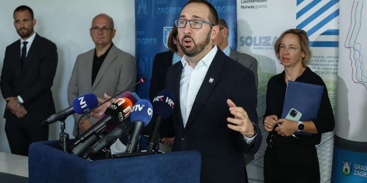 Zagreb:  Tomislav Tomašević sa suradnicima obišao postavljenu solarnu elektranu na Klinici za psihijatriju Sveti Ivan