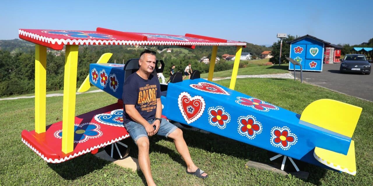 Stubica: Gordan Lendrec napravio drveni zrakoplov po uzoru na tradicionalne igračake