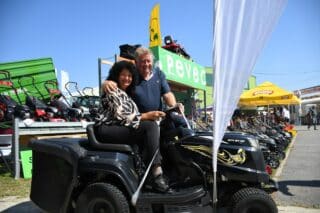Bjelovar: Dobro raspoloženi Višnja i Zdravko Pevec izlažu na jesenskom sajmu u Gudovcu