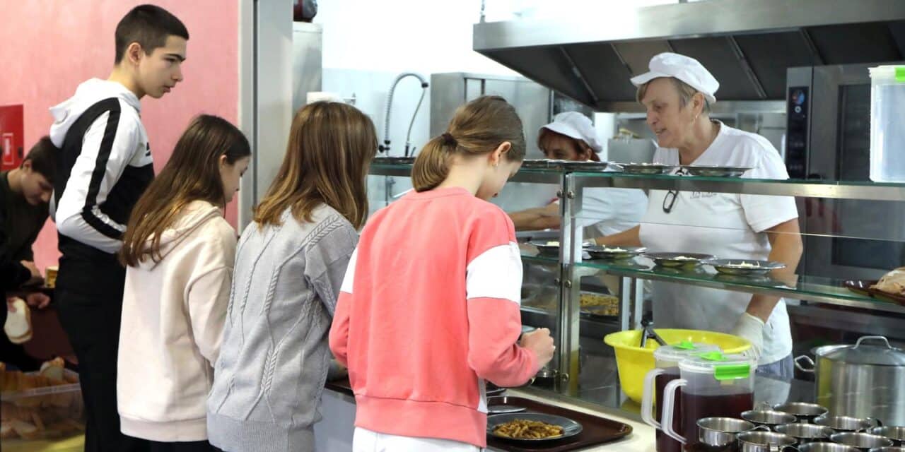 Podjela besplatnih obroka u �ibenskim osnovnim �kolama
