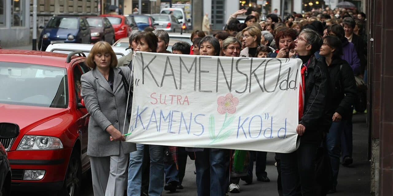 Radnice Kamenskog su prije 13 godina �trajkale gla?u, danas na mjestu tvornice ni?u luksuzni stanovi
