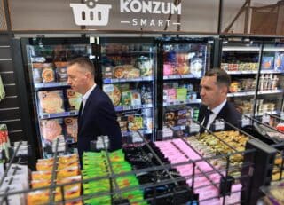 Zagreb: Svečano otvorenje Konzum smart, trgovine koja nema blagajni niti djelatnika