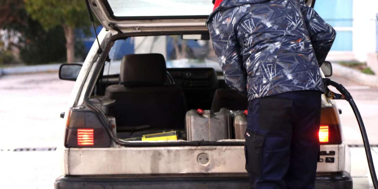 Gorivo od danas drastično jeftinije, litra benzina manje od 10 kuna