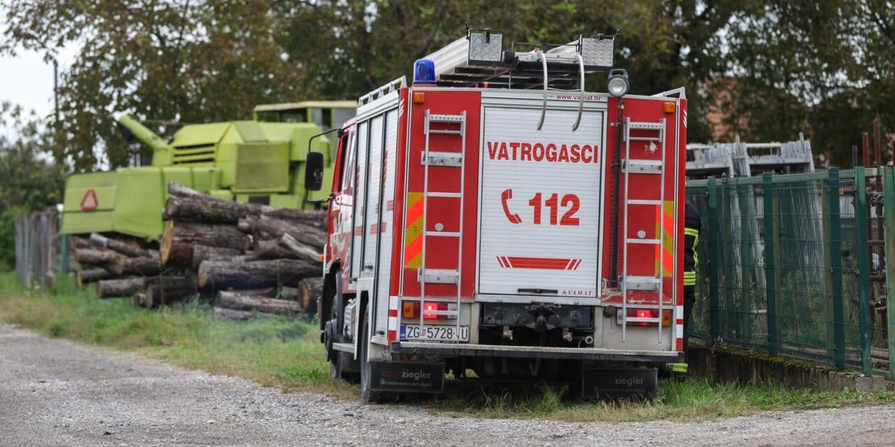 U Hrvatskom Leskovcu gorjele gume, vatrogasci ugasili požar