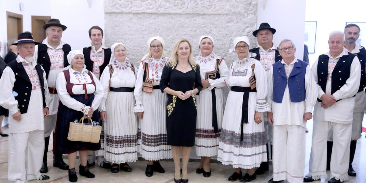Zagreb: Izložba i okrugli stol “U ljubavi prema hrvatskom narodu”
