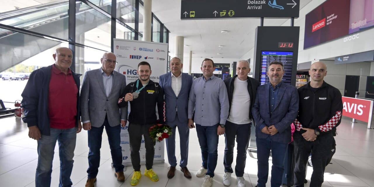 Zagreb: Tin Srbić vratio se sa svjetskog prvenstva u Antwerpenu sa srebrnom medaljom