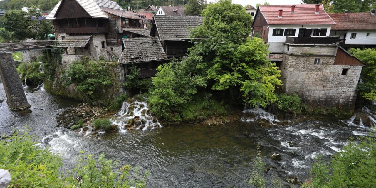 Slunj: Turistička ponuda i atrakcije grada Slunja i Rastoka