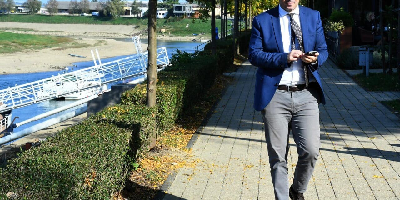 Sisak: Konferencija za medije MOST-a o neučinkovitoj obnovi, te planu izgradnje spalionica u Sisku i Kutini