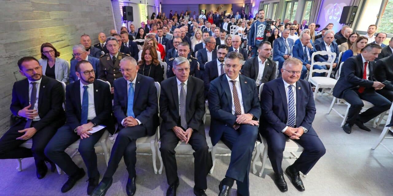 Svečana sjednica Gradskog vijeća povodom 28. obljetnice Grada Zaprešića