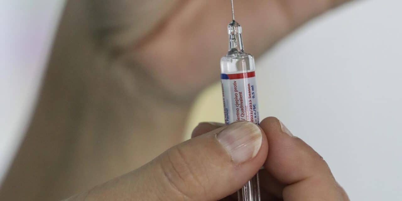 Zagreb: Započelo je cijepljenje građana protiv gripe