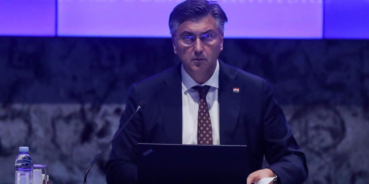 Zagreb: Premijer na Vladi komentirao ukidanje Schengena te svinjsku kugu