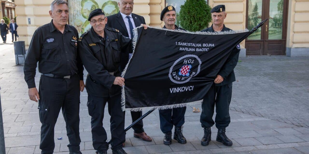 Vukovar: Svečano otkrivanje spomen-ploče “Harrisonovo cvijeće”