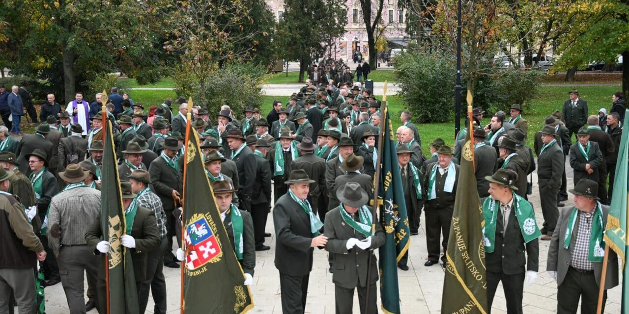 Bjelovar:  Andrej Plenković sudjelovao  na obilježavanju XIV. zajedničke proslave svetog Huberta, zaštitnika lovaca i lovstva