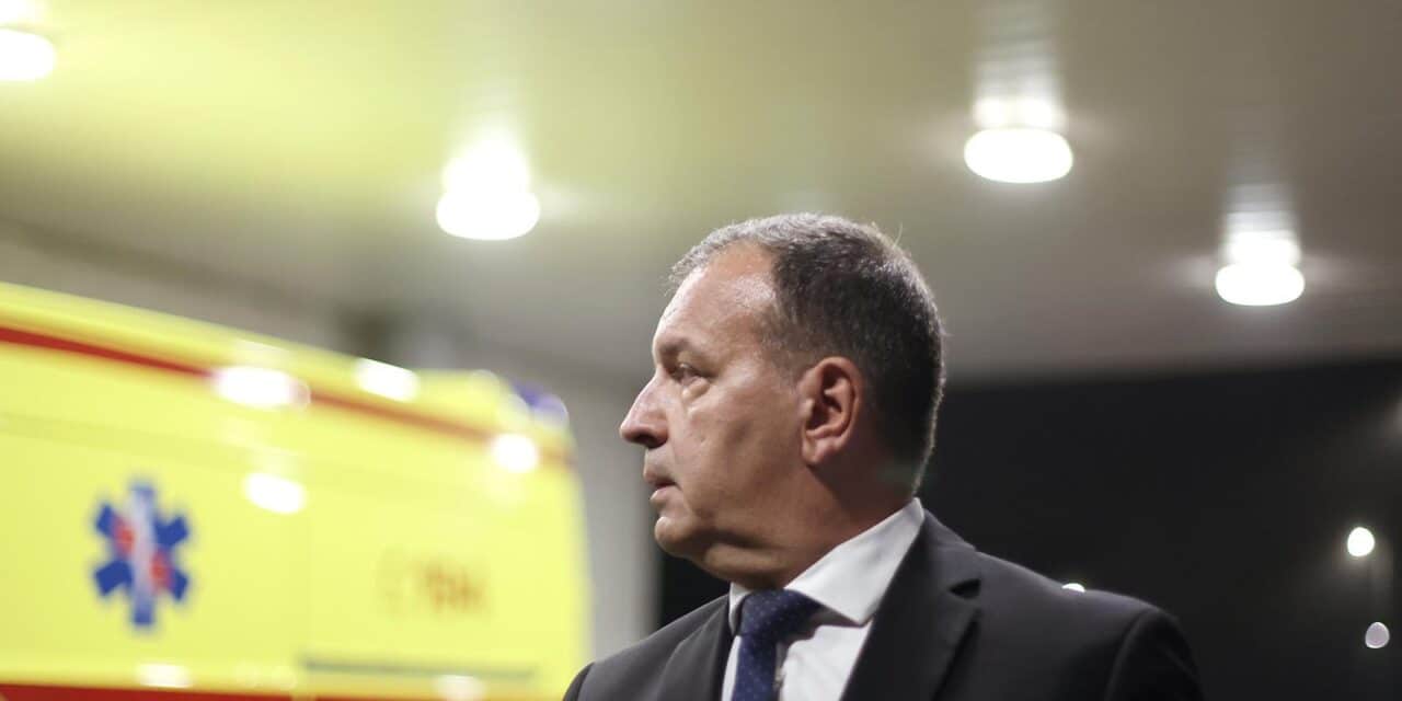 Zagreb: Zbog novih slu?ajeva trovanja Vili Bero� dao je izjavu za medijea