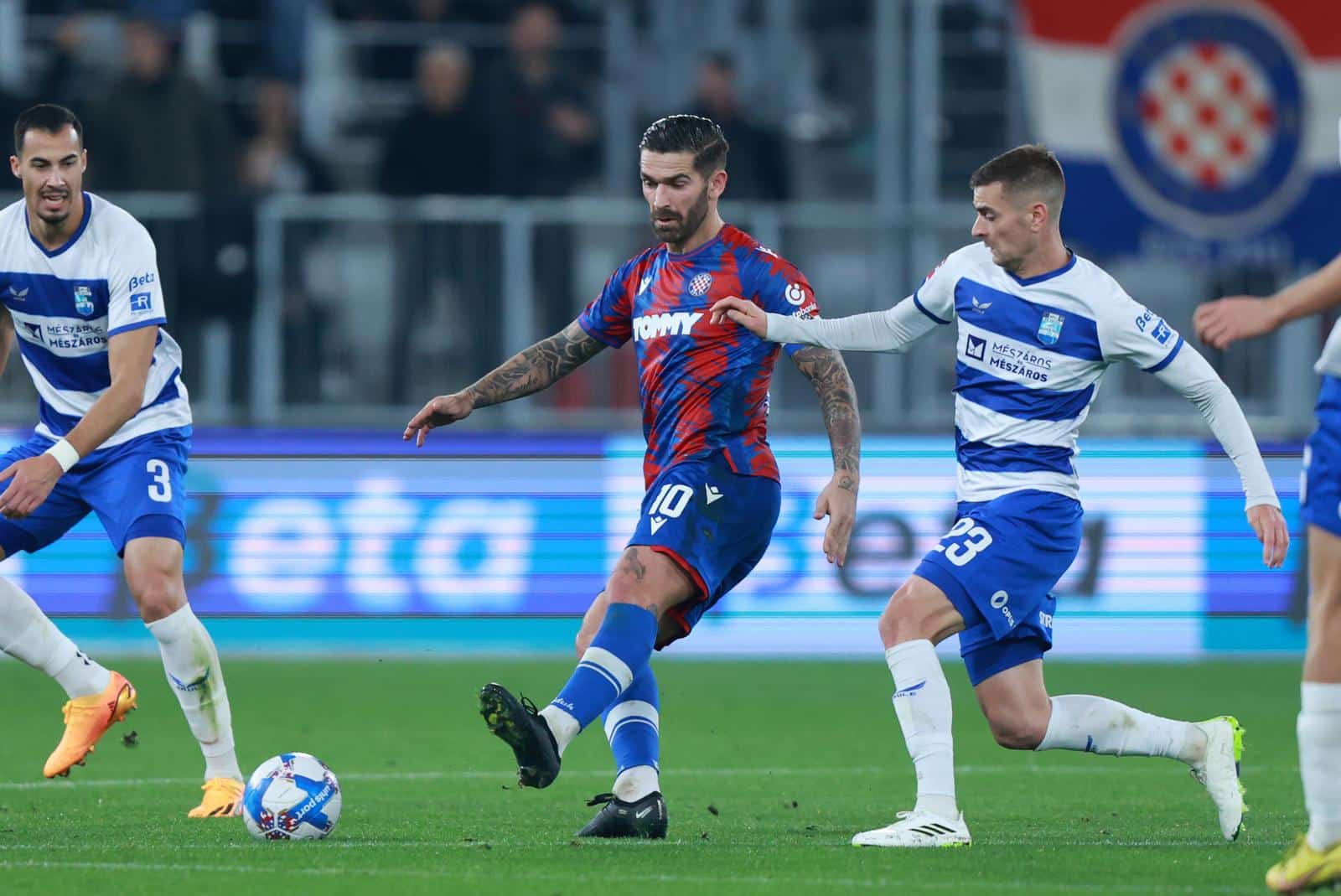 Osijek: Zaostalo 3. kolo SuperSport HNL-a, NK Osijek – HNK Hajduk