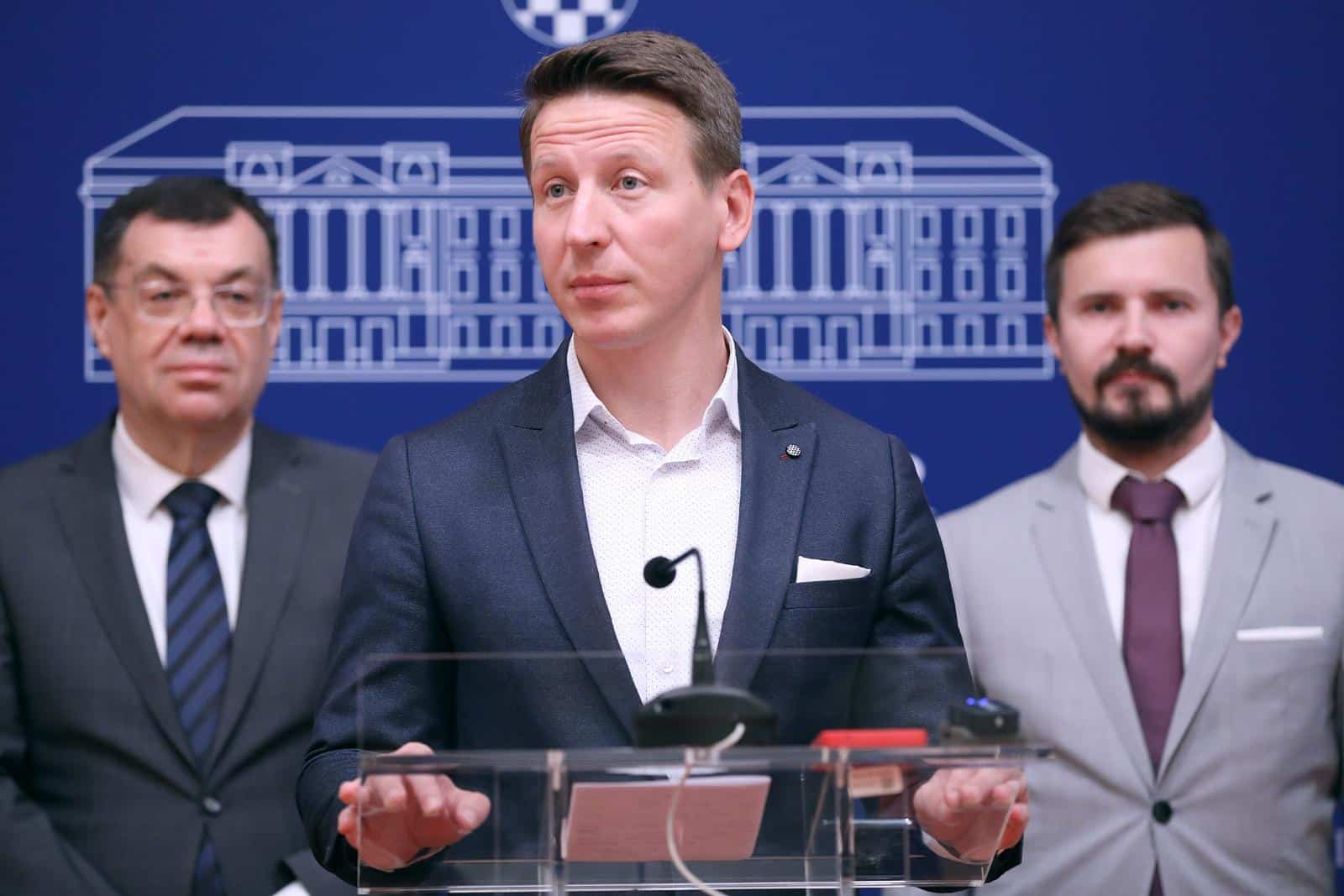 Zagreb: Fokus o HDZ-ovom predizbornom proračunu