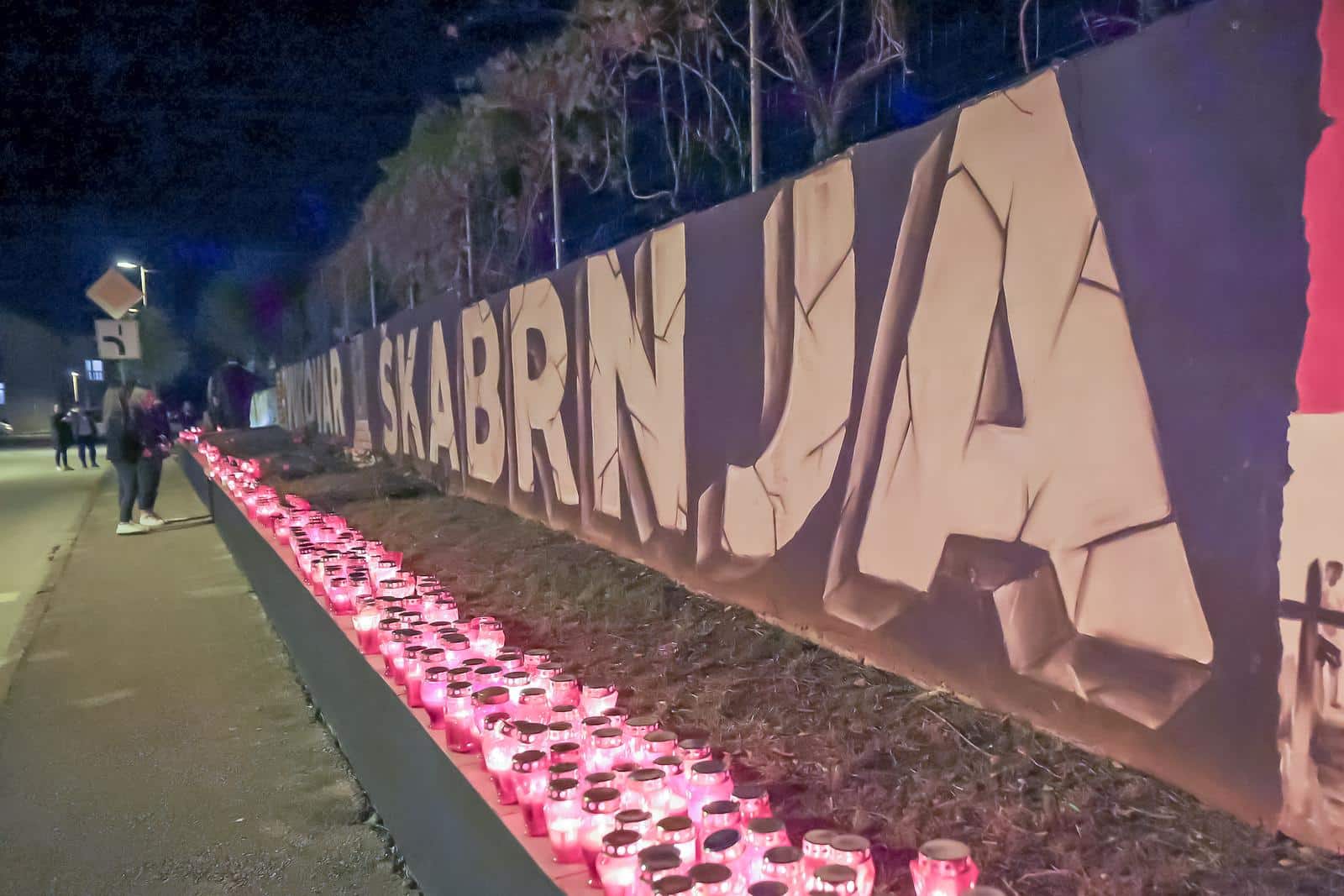 Zadar: Lampioni upaljeni u Vukovarskoj ulici na Bilom Brigu