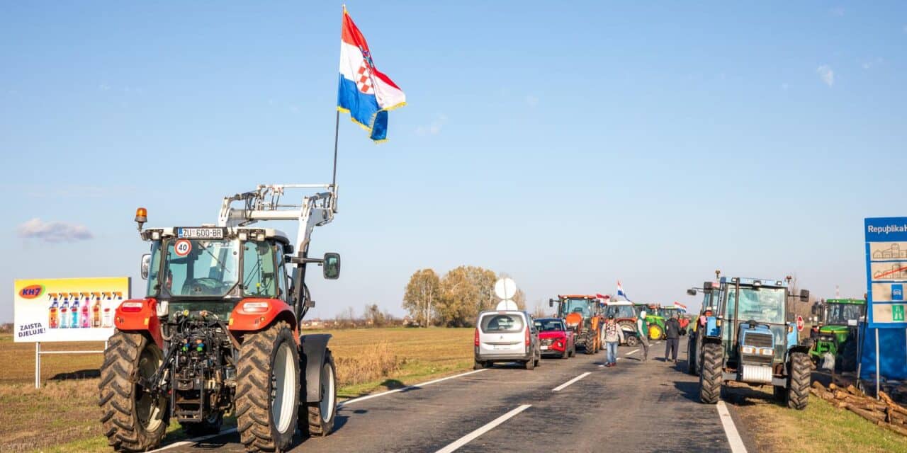 Prosvjednici i dalje blokiraju cestu kod Županje, poručili da ne žele na sastanak u Zagreb