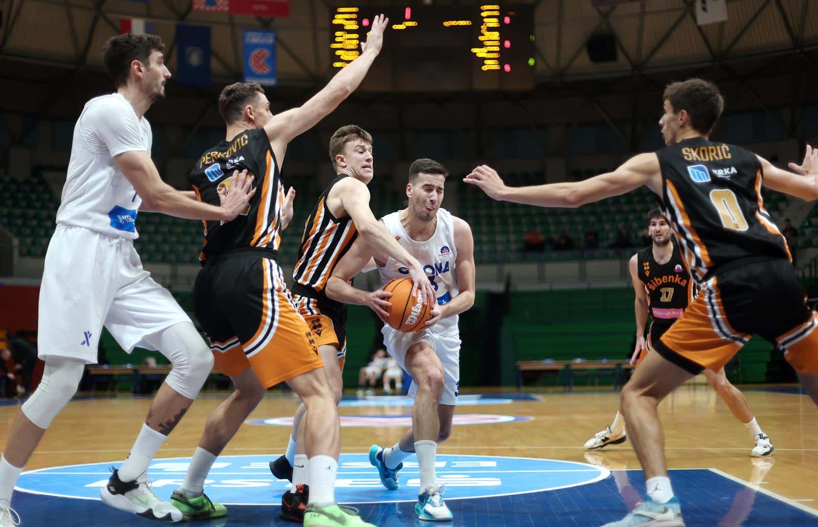 Zagreb: FAVBET Premijer liga 2023-24, KK Cibona – GKK �ibenka