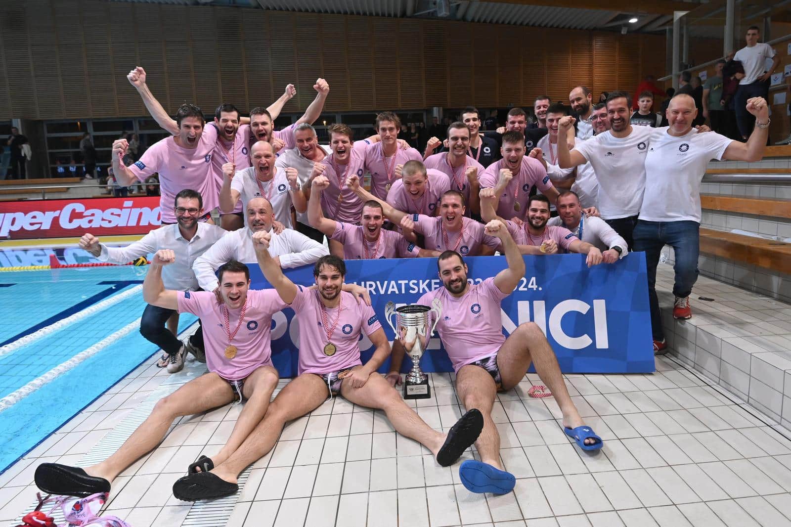 Vaterpolisti dubrovačkog Juga osvojili Hrvatski kup svladavši splitski Jadran