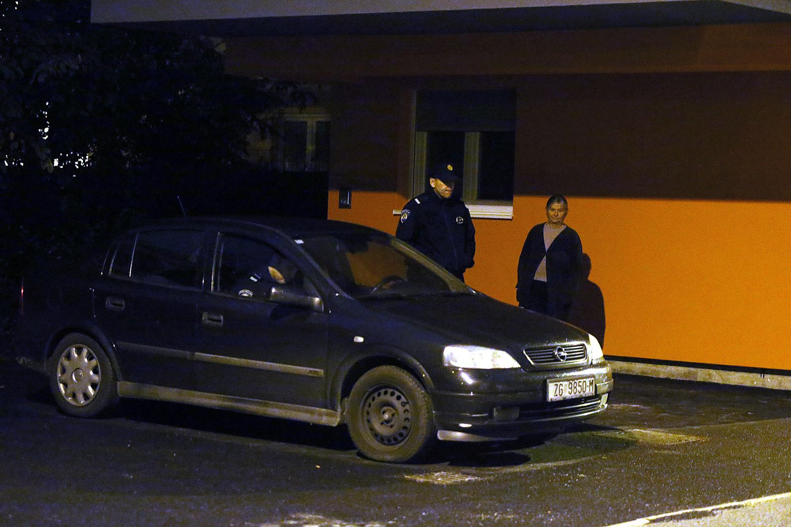 policija