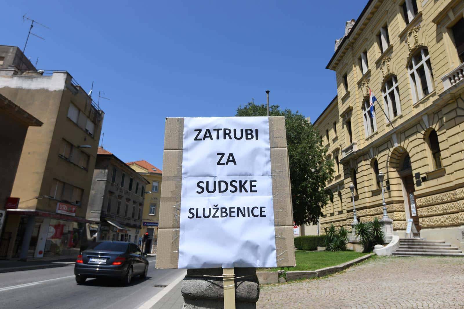 �ibenik: Transparent podr�ke sudskim slu�benicama